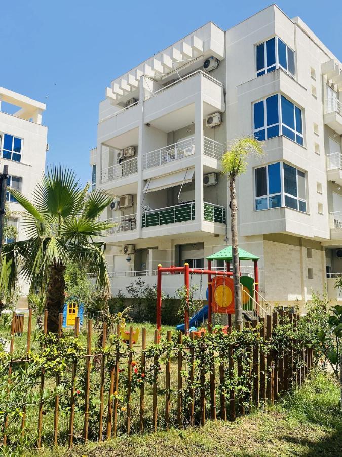 Madernas Bernad Apartment Orikum Esterno foto