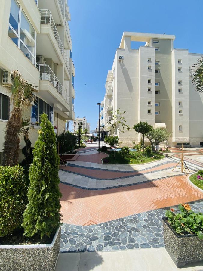Madernas Bernad Apartment Orikum Esterno foto